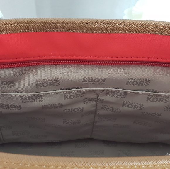MIchael Kors Kempton Sangria Pocket Tote - Picture 7 of 8
